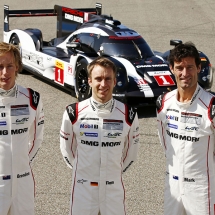 Porsche Team: Brendon Hartley, Timo Bernhard, Mark Webber (l-r)