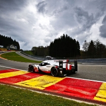 Porsche 919 Hybrid, Porsche Team: Timo Bernhard, Brendon Hartley, Earl Bamber