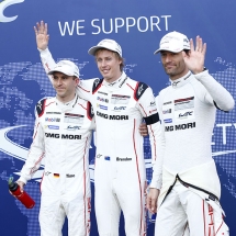 Porsche Team: Timo Bernhard, Brendon Hartley, Mark Webber (l-r)