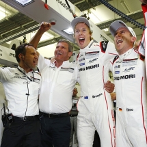 Alexander Hitzinger Technischer Direktor LMP1, Fritz Enzinger, Leiter LMP1, Porsche Team: Brendon Hartley, Porsche Team: Timo Bernhard (l-r)