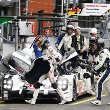 Porsche 919 Hybrid, Porsche Team: Timo Bernhard, Brendon Hartley, Mark Webber