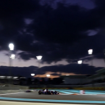 ABU DHABI, UNITED ARAB EMIRATES - NOVEMBER 26: Brendon Hartley of New Zealand driving the (28) Scuderia Toro Rosso STR12 on track during the Abu Dhabi Formula One Grand Prix at Yas Marina Circuit on November 26, 2017 in Abu Dhabi, United Arab Emirates.  (Photo by Dan Istitene/Getty Images) // Getty Images / Red Bull Content Pool  // P-20171126-00749 // Usage for editorial use only // Please go to www.redbullcontentpool.com for further information. //