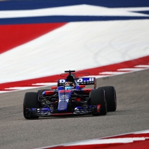 AUSTIN, TX - OCTOBER 20: Brendon Hartley of New Zealand driving the (39) Scuderia Toro Rosso STR12 on track during practice for the United States Formula One Grand Prix at Circuit of The Americas on October 20, 2017 in Austin, Texas. (Photo by Clive Mason/Getty Images) // Getty Images / Red Bull Content Pool // P-20171020-01362 // Usage for editorial use only // Please go to www.redbullcontentpool.com for further information. //
