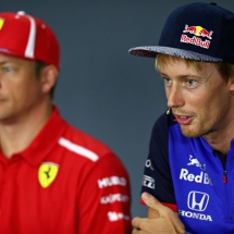 SINGAPORE - SEPTEMBER 13: Brendon Hartley of New Zealand and Scuderia Toro Rosso (R) talks in the Drivers Press Conference during previews ahead of the Formula One Grand Prix of Singapore at Marina Bay Street Circuit on September 13, 2018 in Singapore.  (Photo by Lars Baron/Getty Images) // Getty Images / Red Bull Content Pool  // AP-1WVW4A9FN2511 // Usage for editorial use only // Please go to www.redbullcontentpool.com for further information. //