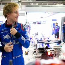 SUZUKA, JAPAN - OCTOBER 05: Brendon Hartley of New Zealand and Scuderia Toro Rosso prepares to drive in the garage during practice for the Formula One Grand Prix of Japan at Suzuka Circuit on October 5, 2018 in Suzuka.  (Photo by Peter Fox/Getty Images) // Getty Images / Red Bull Content Pool  // AP-1X3UZQNNN2511 // Usage for editorial use only // Please go to www.redbullcontentpool.com for further information. //