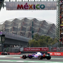 MEXICO CITY, MEXICO - OCTOBER 28: Brendon Hartley of New Zealand driving the (28) Scuderia Toro Rosso STR13 Honda on track during the Formula One Grand Prix of Mexico at Autodromo Hermanos Rodriguez on October 28, 2018 in Mexico City, Mexico.  (Photo by Peter Fox/Getty Images) // Getty Images / Red Bull Content Pool  // AP-1XBGMYHEH2111 // Usage for editorial use only // Please go to www.redbullcontentpool.com for further information. //