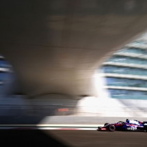 ABU DHABI, UNITED ARAB EMIRATES - NOVEMBER 23: Brendon Hartley of New Zealand driving the (28) Scuderia Toro Rosso STR13 Honda on track during practice for the Abu Dhabi Formula One Grand Prix at Yas Marina Circuit on November 23, 2018 in Abu Dhabi, United Arab Emirates.  (Photo by Mark Thompson/Getty Images) // Getty Images / Red Bull Content Pool  // AP-1XKR7Q5D92111 // Usage for editorial use only // Please go to www.redbullcontentpool.com for further information. //