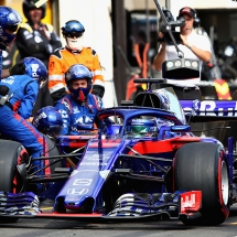 LE CASTELLET, FRANCE - JUNE 24:  Brendon Hartley of New Zealand driving the (28) Scuderia Toro Rosso STR13 Honda makes a pit stop for new tyres during the Formula One Grand Prix of France at Circuit Paul Ricard on June 24, 2018 in Le Castellet, France.  (Photo by Mark Thompson/Getty Images) // Getty Images / Red Bull Content Pool  // AP-1W2WPD8DW1W11 // Usage for editorial use only // Please go to www.redbullcontentpool.com for further information. //